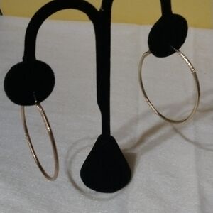 Gold tone hoop earrings textured 4.5 cm (sku 182)